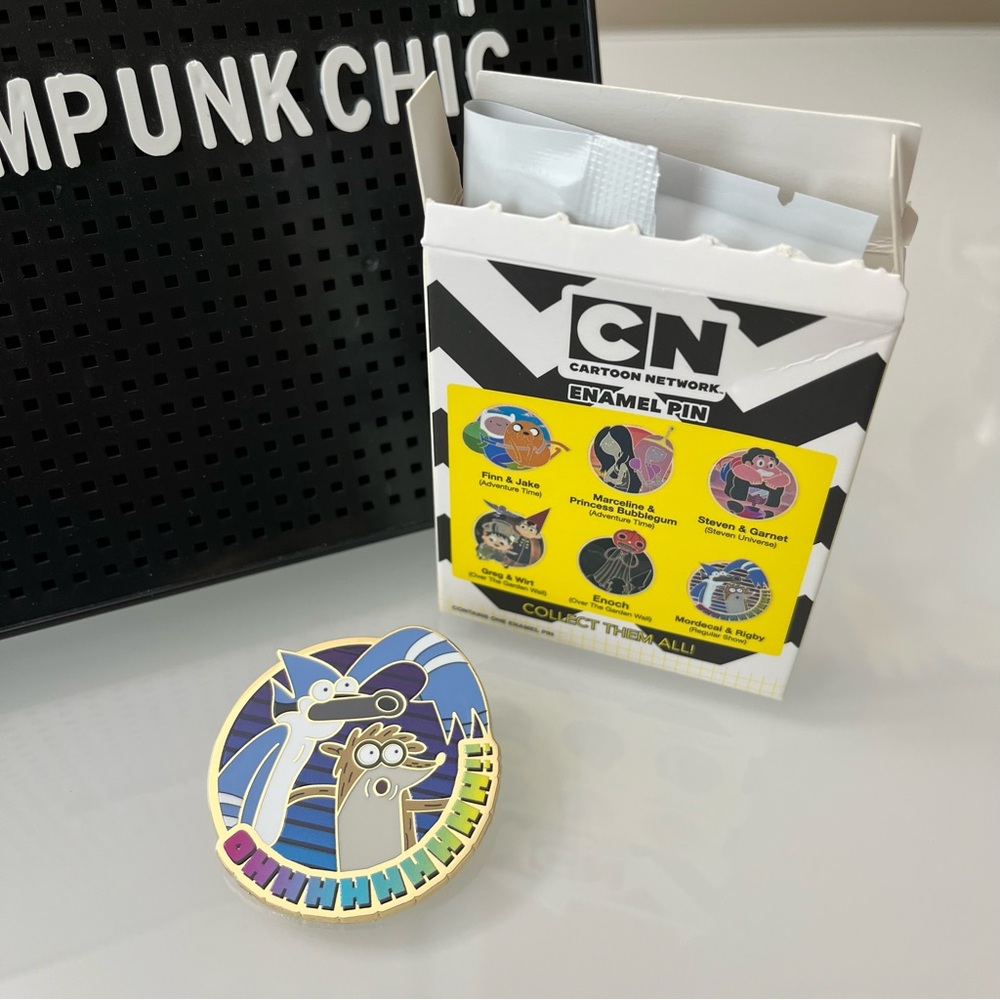 *SOLD* Cartoon Network Characters Blind Box Enamel Pin - Mordecai Rigby Regular